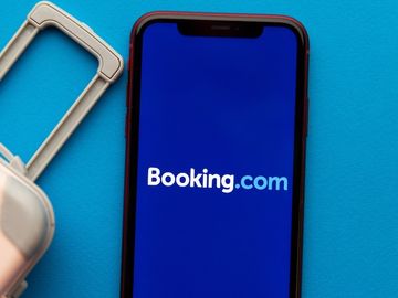  alt="Booking Holdings beats earnings expectations, talks up AI potential"  title="Booking Holdings beats earnings expectations, talks up AI potential" 