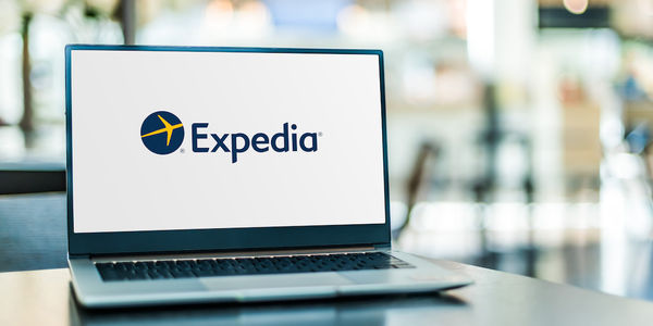 Expedia logo